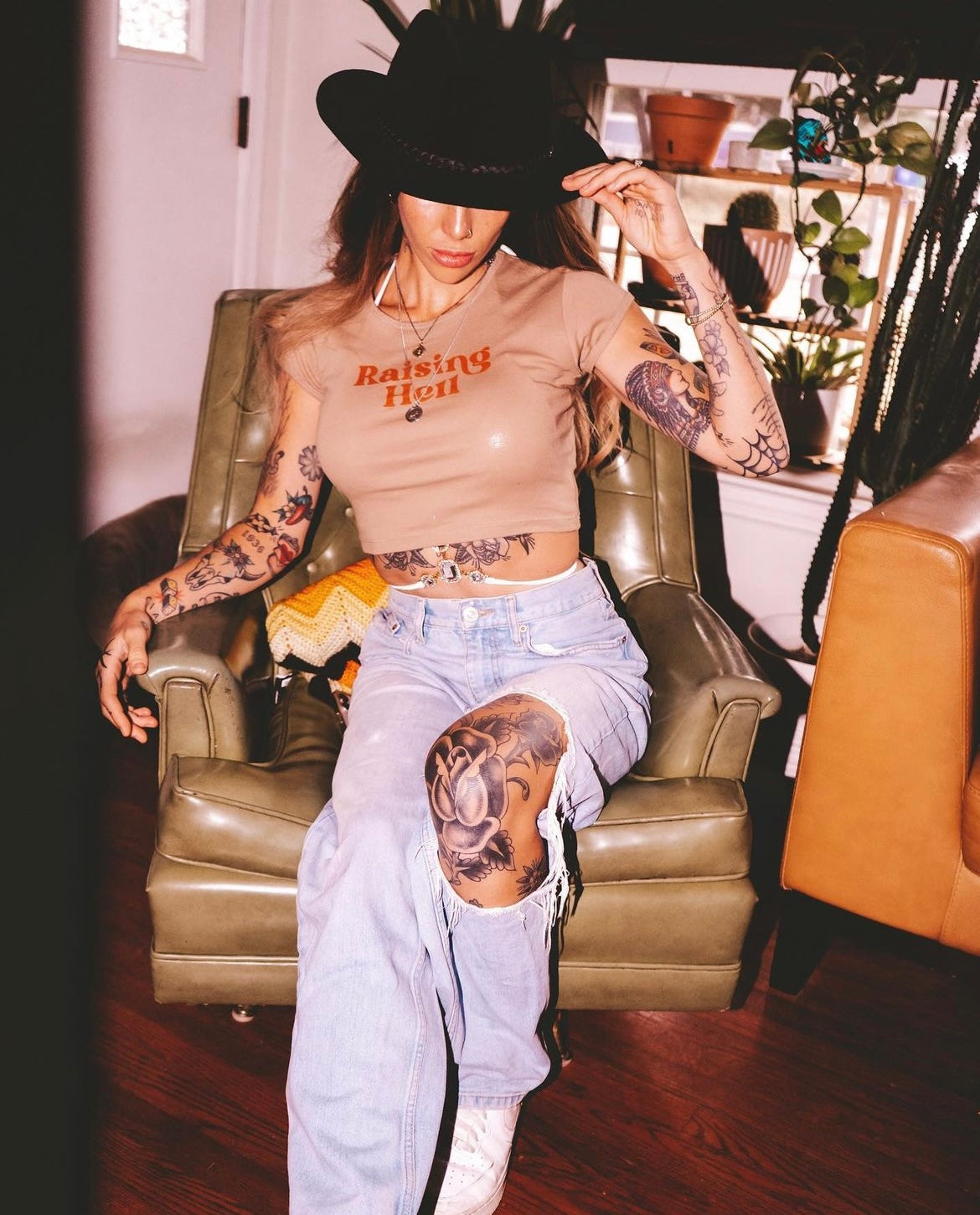 Raising Hell 90's Baby Crop Tee